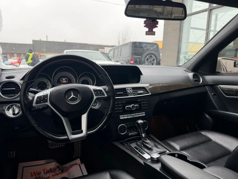 Mercedes-Benz C 250 4MATIC* Sedan* Автокредит* (Цена до БГ), снимка 6 - Автомобили и джипове - 53407120