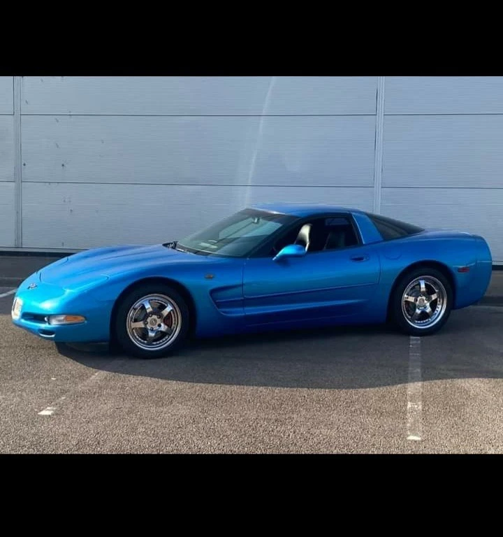 Chevrolet Corvette, снимка 5 - Автомобили и джипове - 46612595