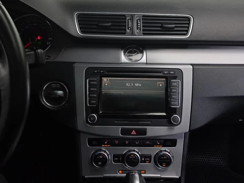 VW CC 2.0 Tdi Bluemotion 4Motion, снимка 14 - Автомобили и джипове - 56389117