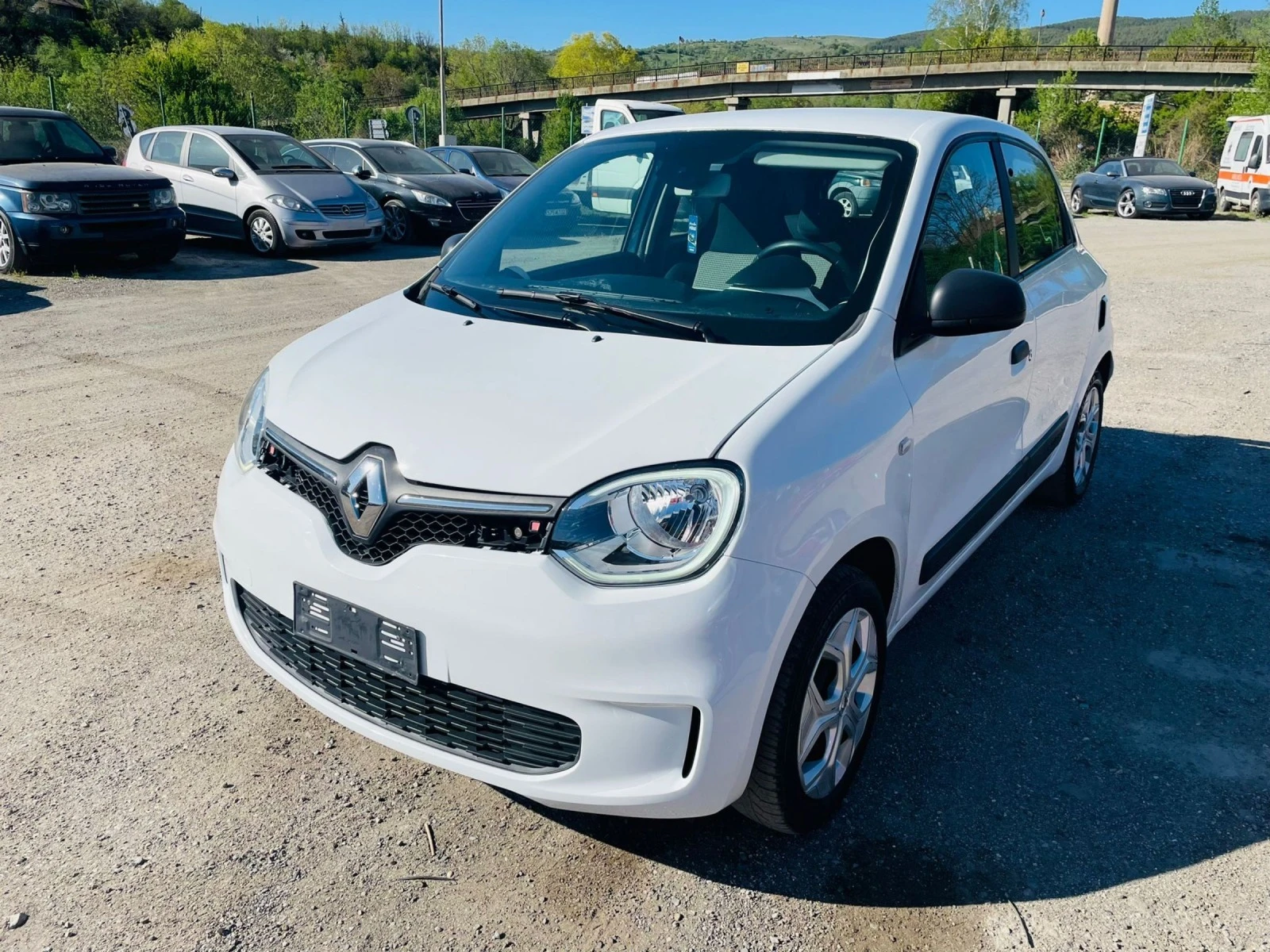 Renault Twingo 1.0i-КЛИМАТИК 51000КМ!!! - изображение 3