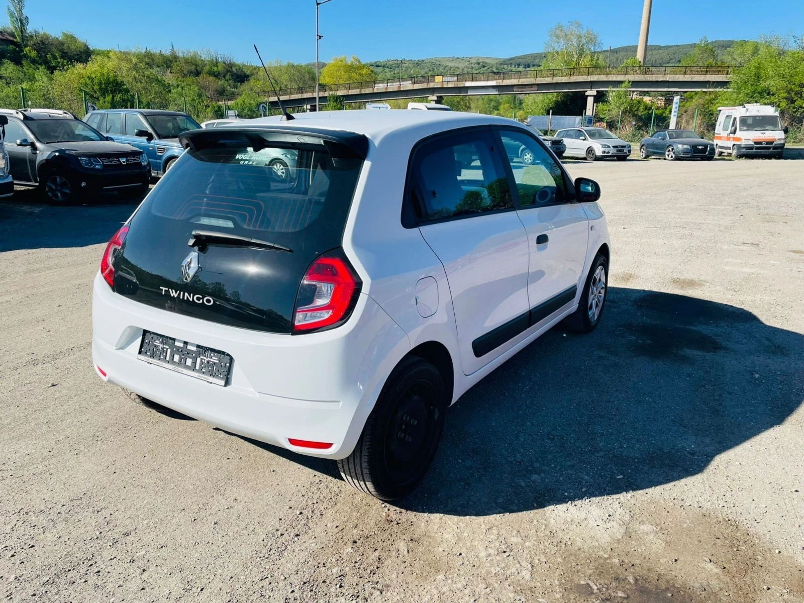 Renault Twingo 1.0i-КЛИМАТИК 51000КМ!!! - изображение 5