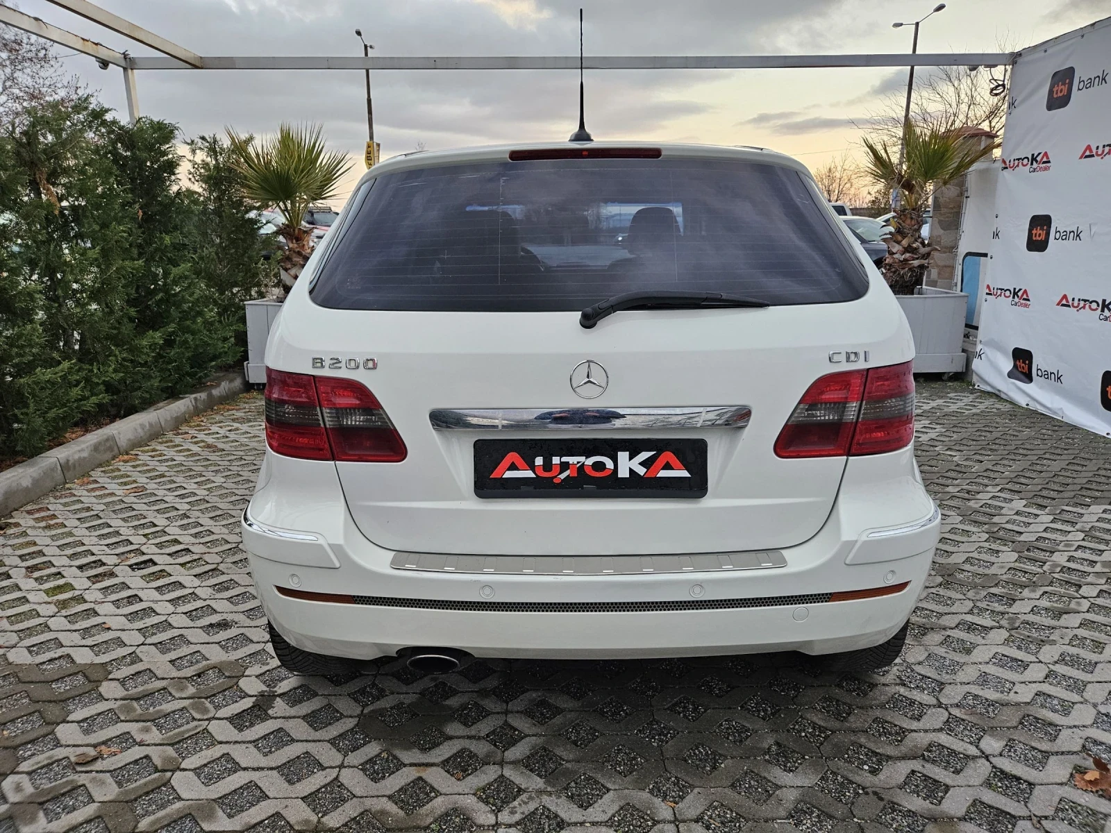 Mercedes-Benz B 200 2.0CDI-140кс= АВТОМАТ= АВТОПИЛОТ= ПАРКТРОНИК= SPOR - изображение 4