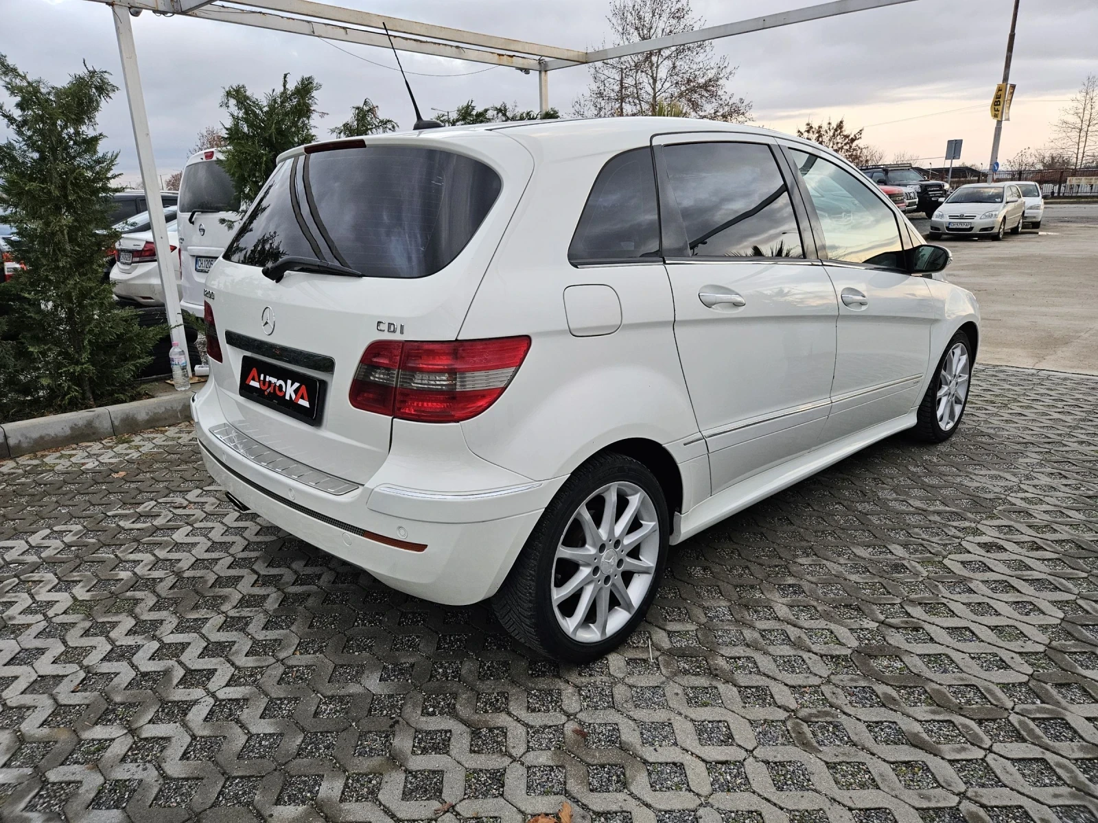 Mercedes-Benz B 200 2.0CDI-140кс= АВТОМАТ= АВТОПИЛОТ= ПАРКТРОНИК= SPOR - изображение 3