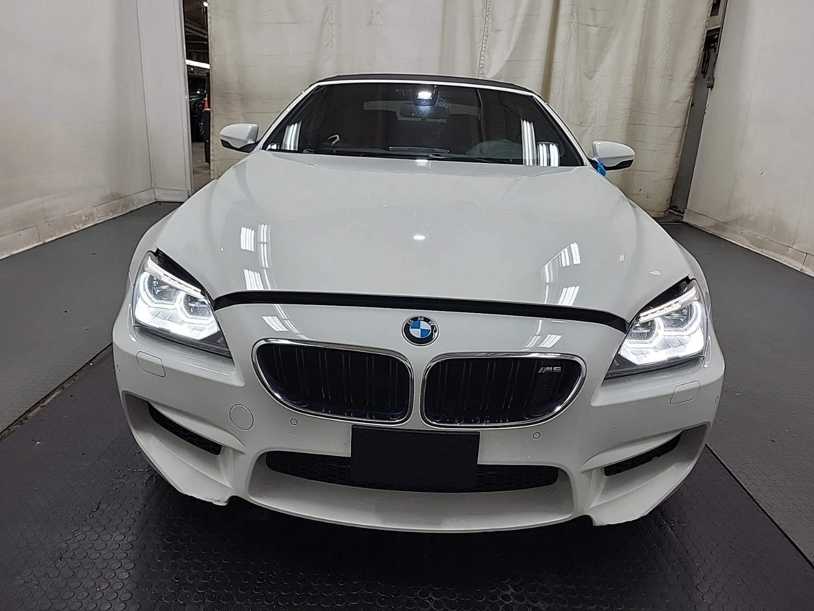 BMW M6 * RWD * CARFAX * ВЪЗМОЖНОСТ ЗА ФИНАНСИРАНЕ - изображение 4