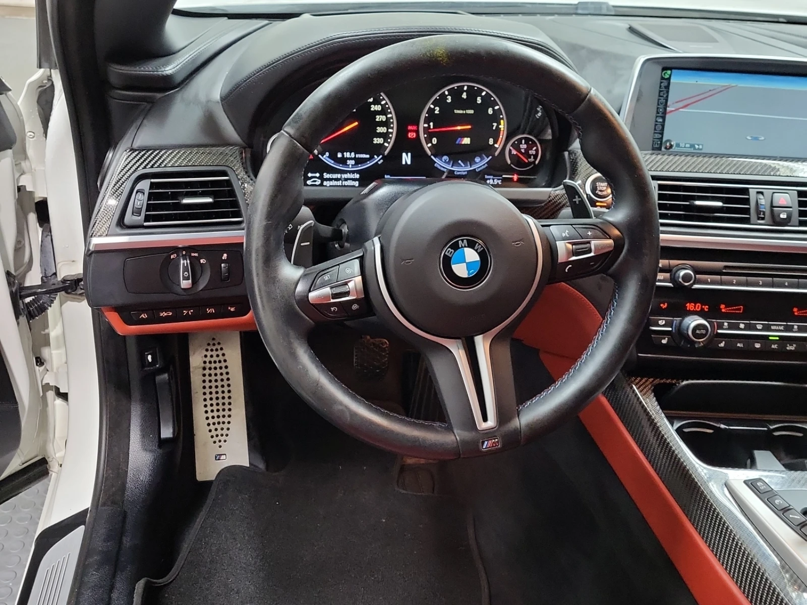 BMW M6 * RWD * CARFAX * ВЪЗМОЖНОСТ ЗА ФИНАНСИРАНЕ - изображение 8