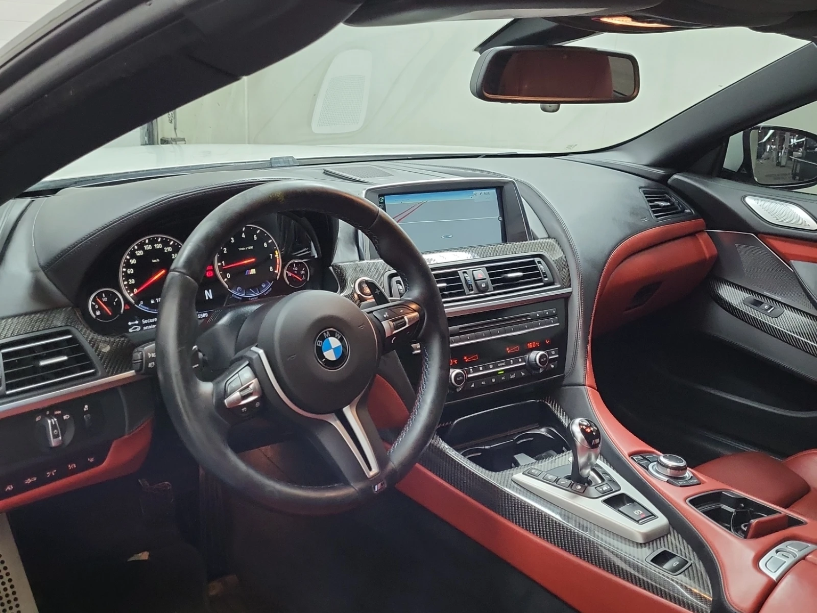 BMW M6 * RWD * CARFAX * ВЪЗМОЖНОСТ ЗА ФИНАНСИРАНЕ - изображение 7