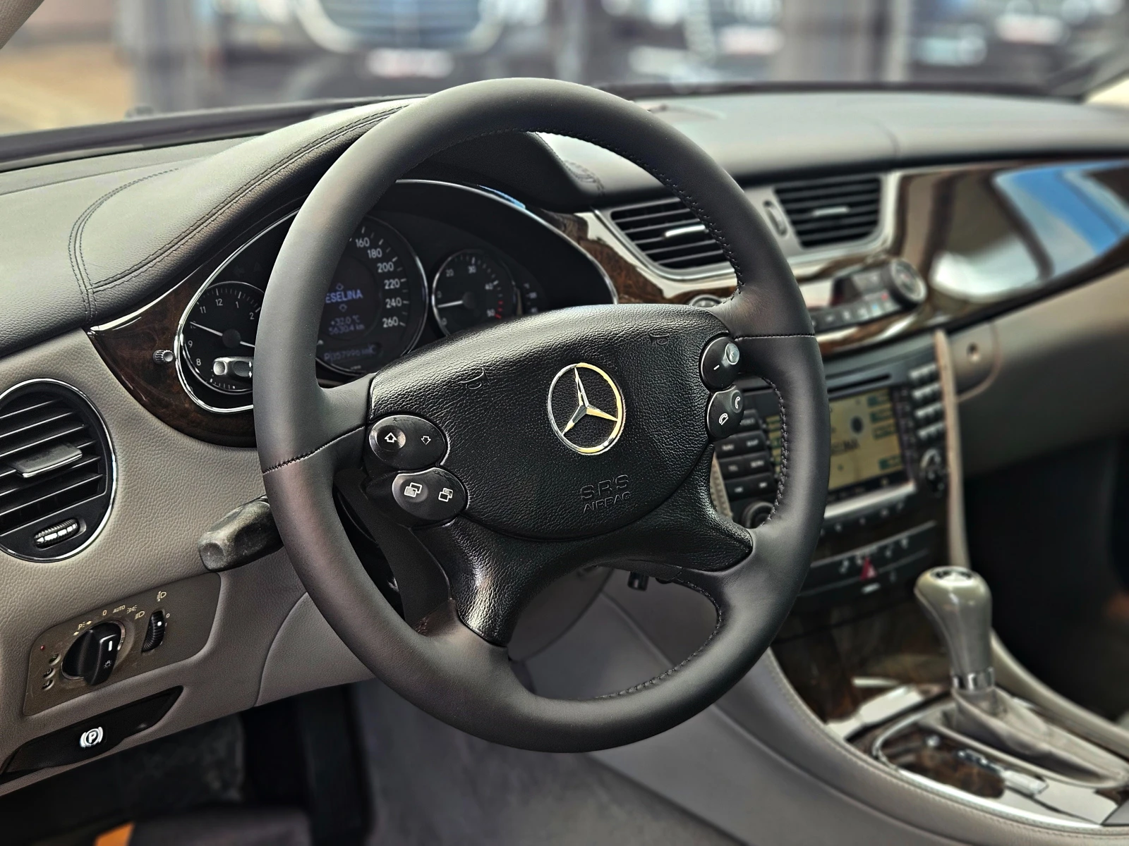 Mercedes-Benz CLS 320 AMG/NAVIGATION/7G-TRONIC/AVTOMAT - изображение 10