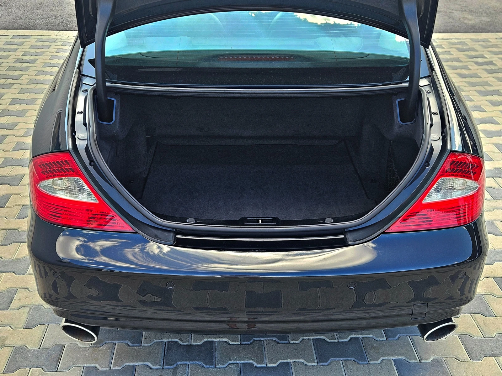 Mercedes-Benz CLS 320 AMG/NAVIGATION/7G-TRONIC/AVTOMAT - изображение 8