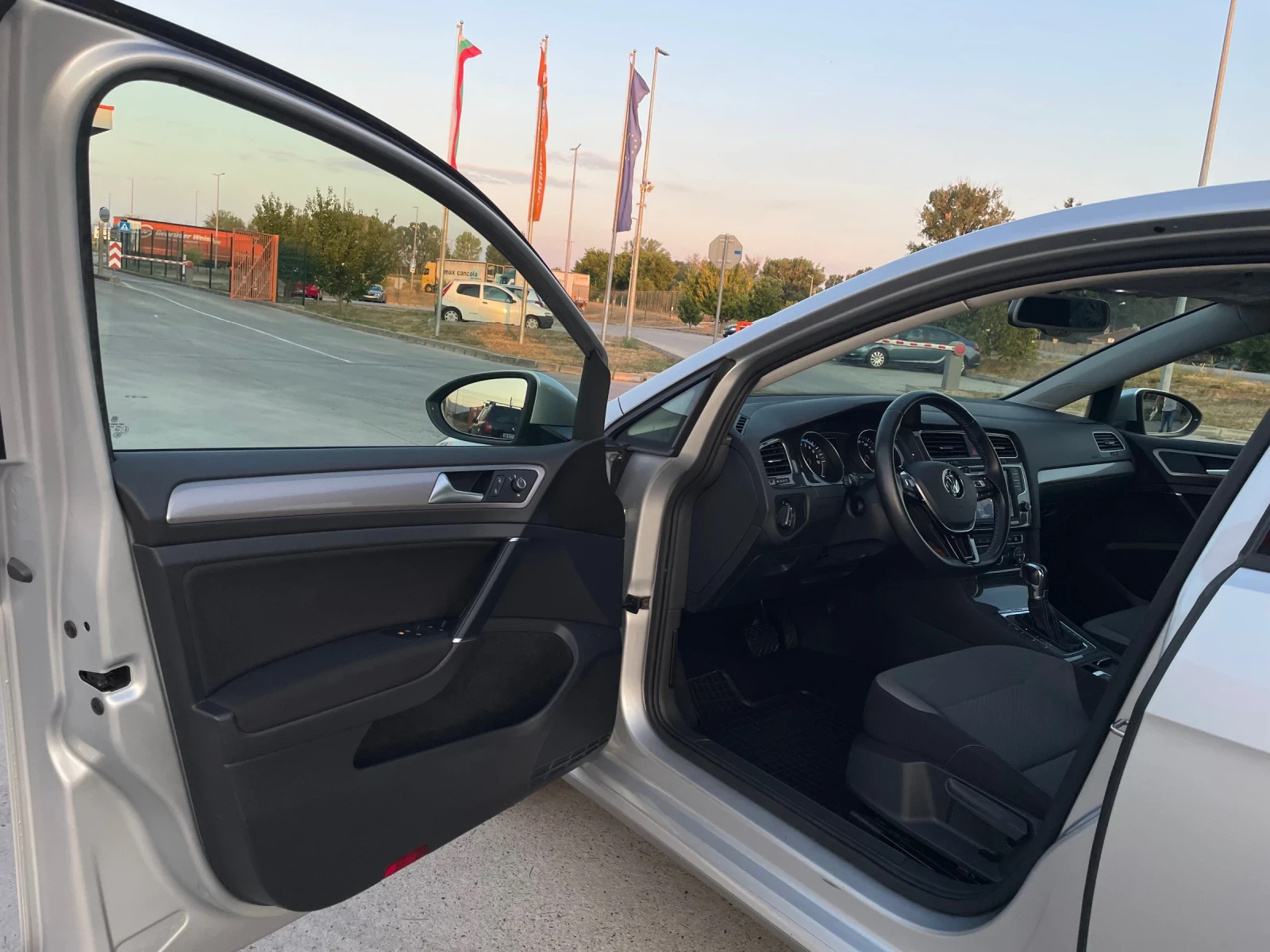 VW Golf E GERMANY - изображение 9