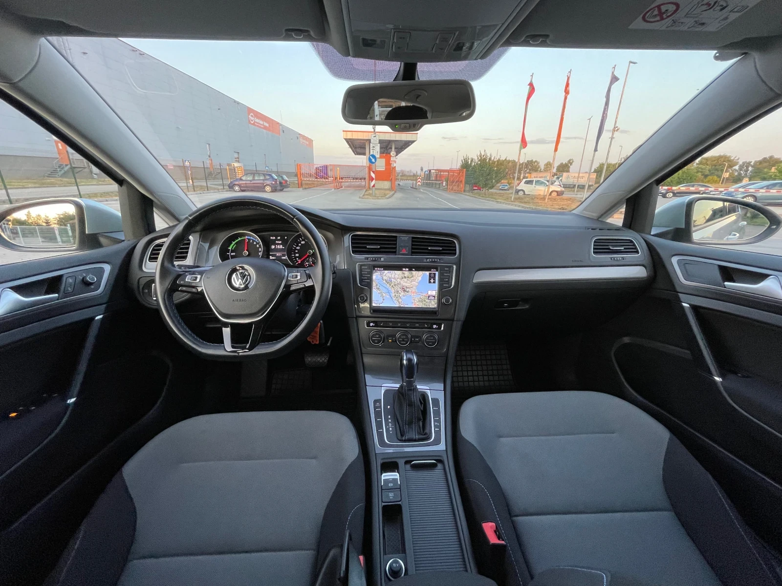 VW Golf E GERMANY - изображение 10