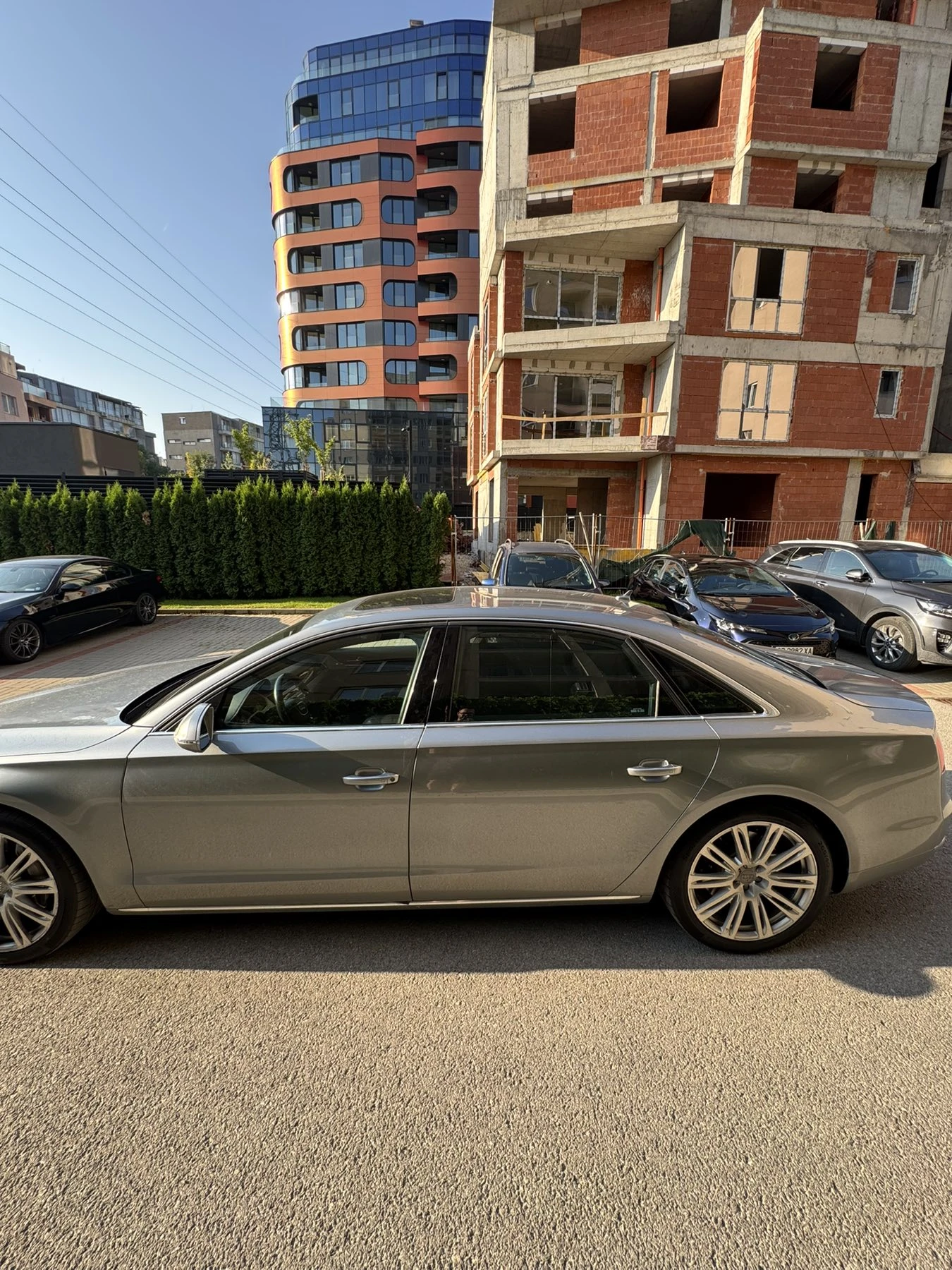 Audi A8 Long - изображение 3