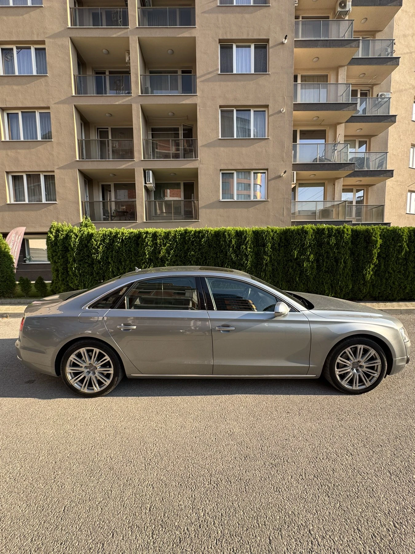 Audi A8 Long - изображение 8
