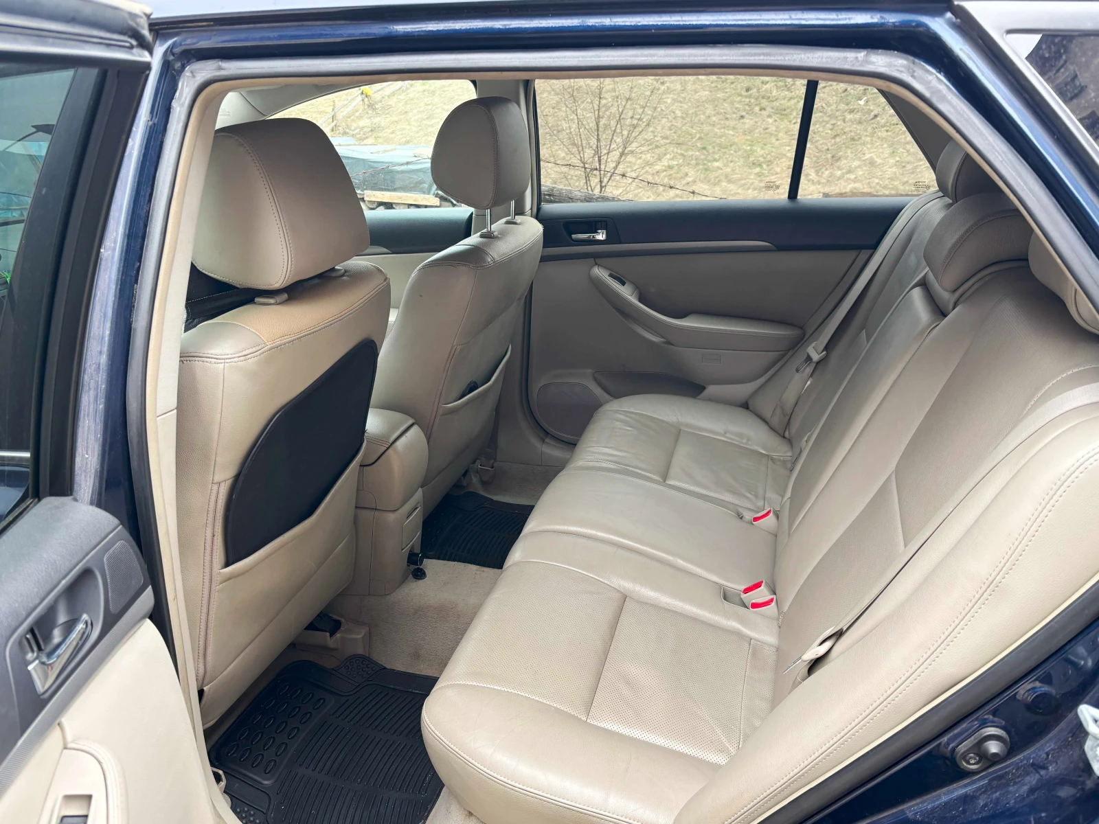 Toyota Avensis 2.4 VVT-i T25  Газ - изображение 6