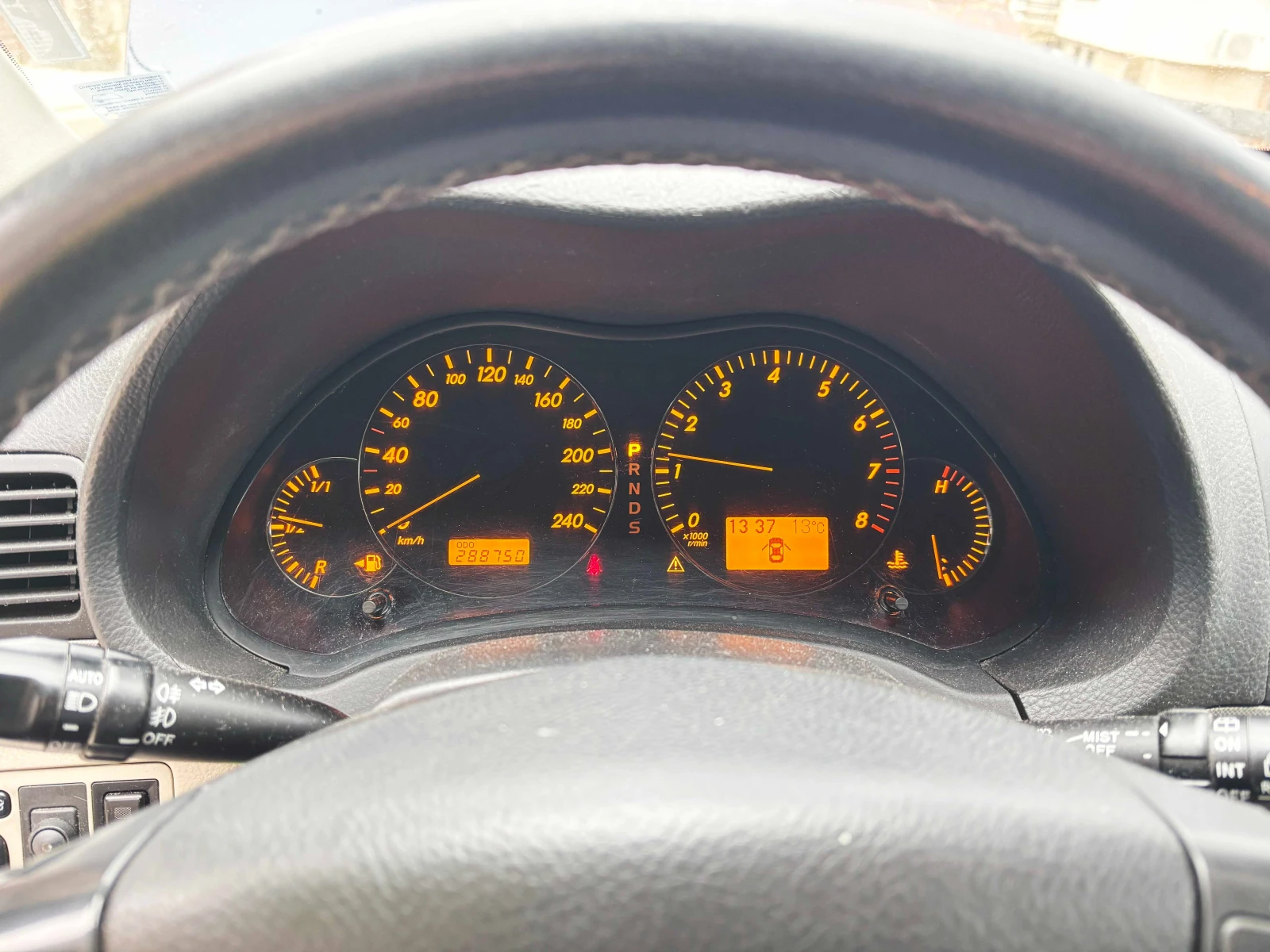 Toyota Avensis 2.4 VVT-i T25  Газ - изображение 8