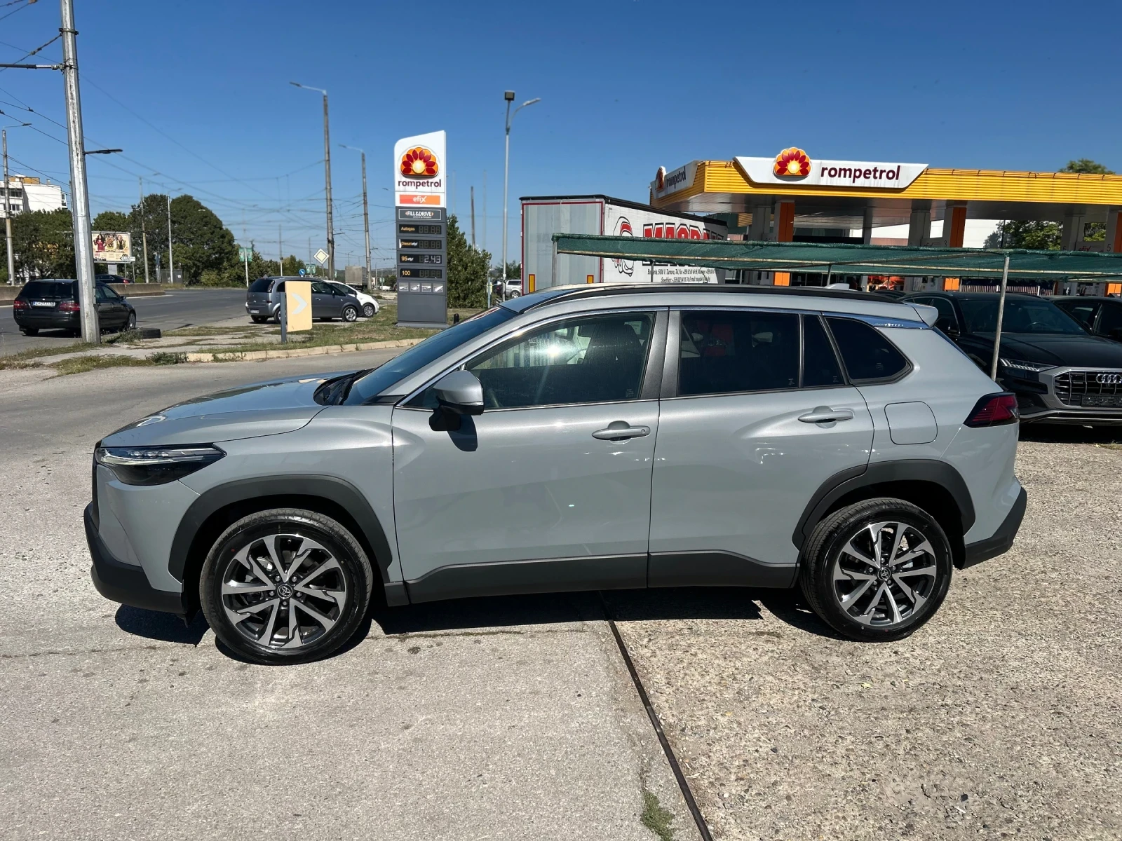 Toyota Corolla Cross HYBRID EURO6E | Mobile.bg   4