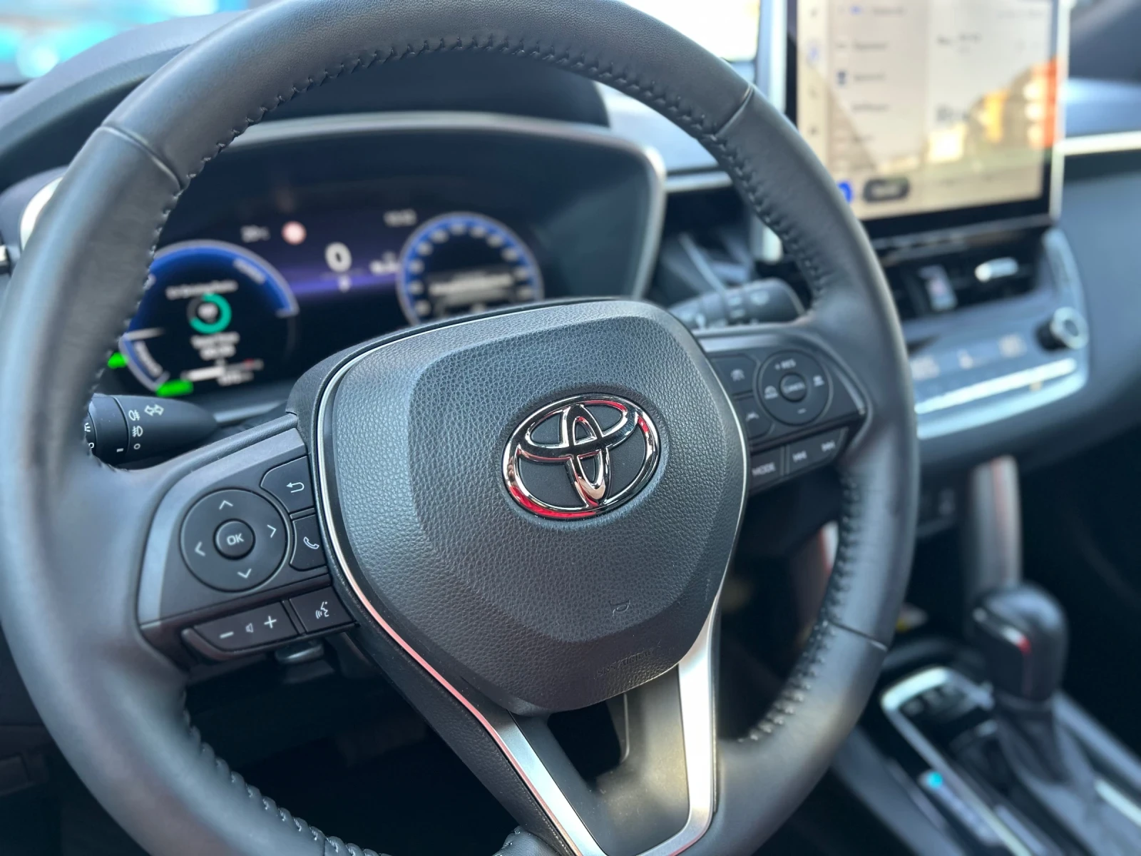 Toyota Corolla Cross HYBRID EURO6E | Mobile.bg   14