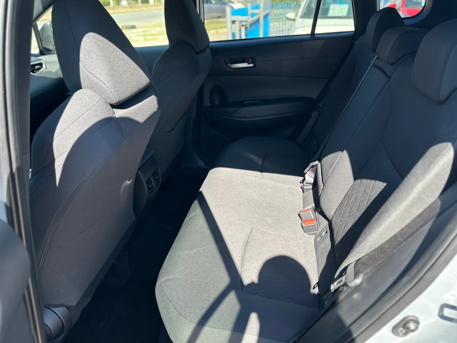 Toyota Corolla Cross HYBRID EURO6E | Mobile.bg   10