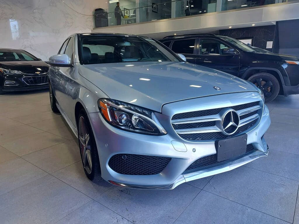 Mercedes-Benz C 300 * АВТО КРЕДИТ* ЦЕНА ДО БГ * СЕРВИЗНА ИСТОРИЯ *  - изображение 3
