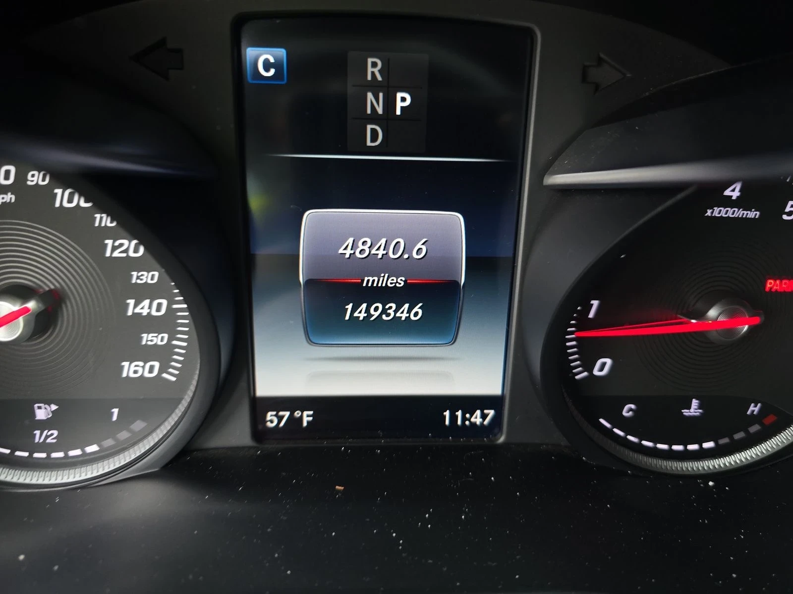 Mercedes-Benz C 300 AMG �����| ��� ����| Blind Spot Assist| BURMESTER | Mobile.bg � ����������� 12