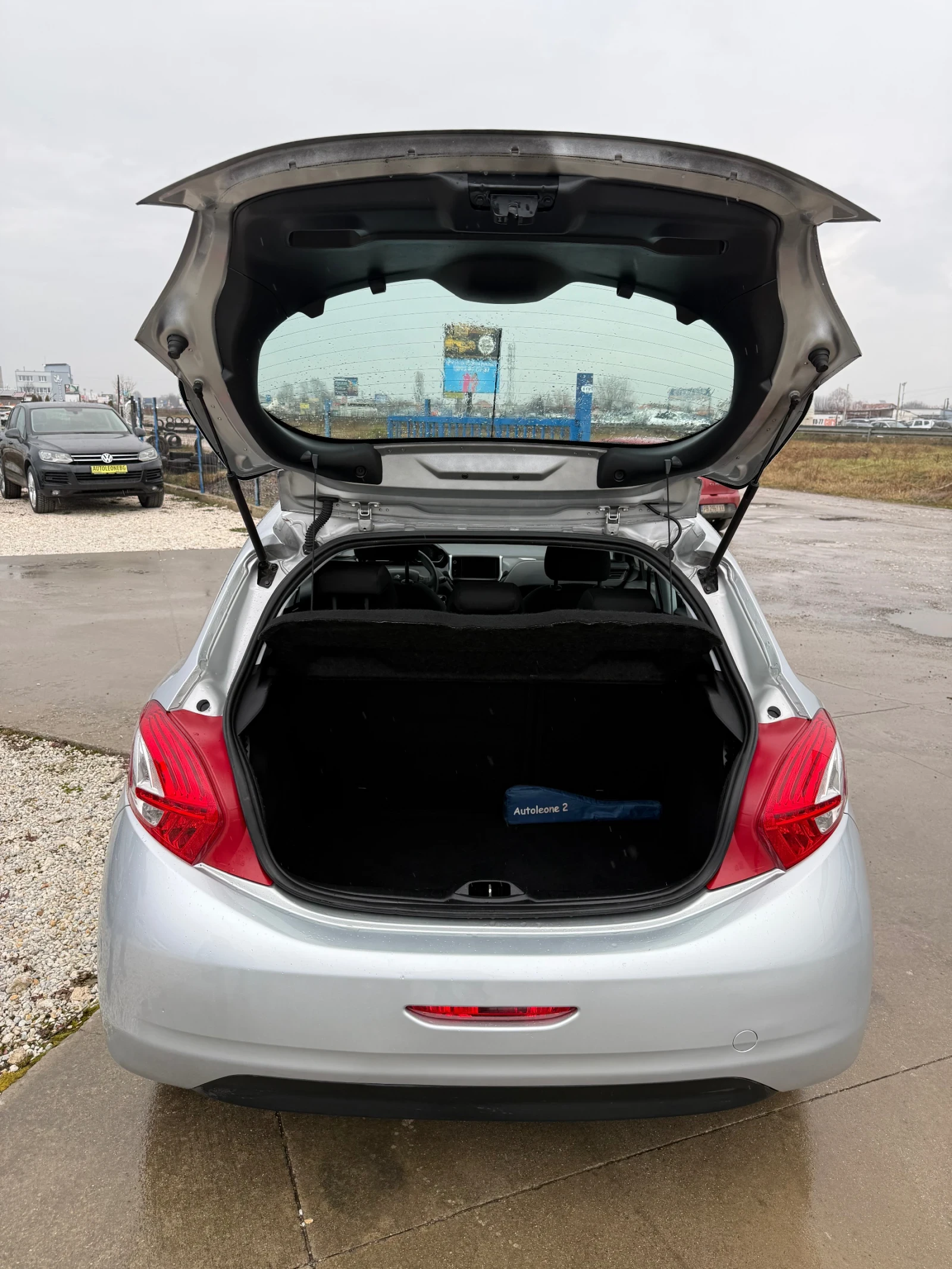 Peugeot 208 1.4 HDI Active | Mobile.bg � ����������� 11