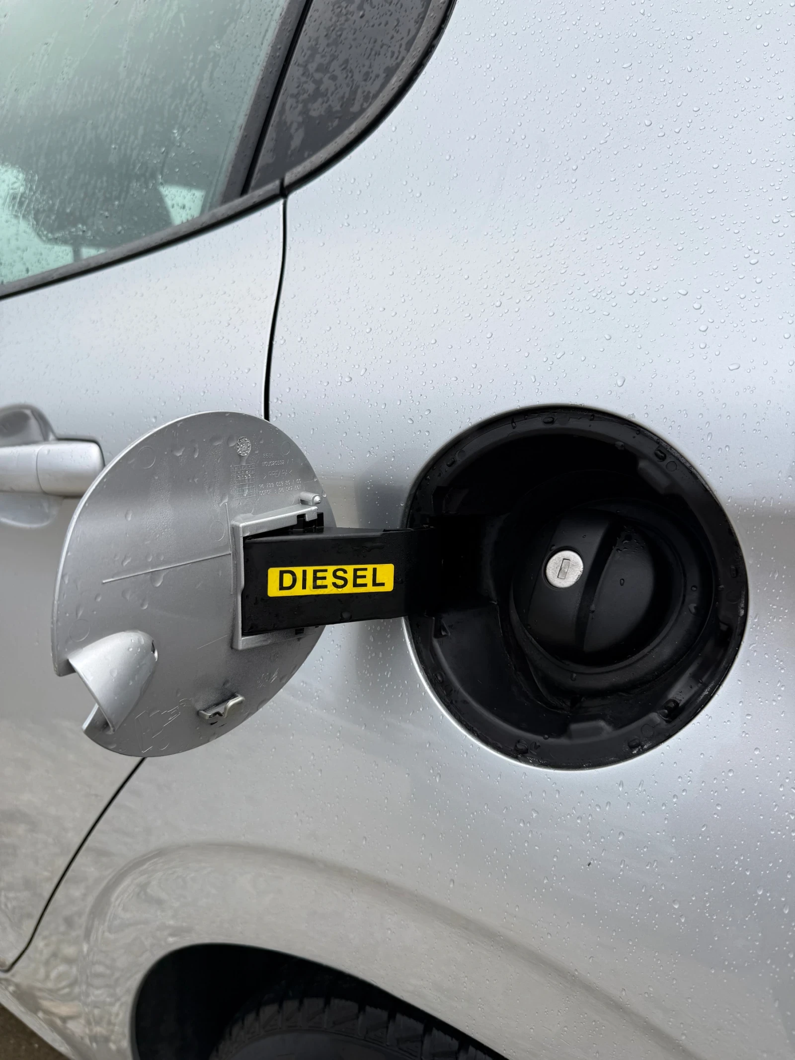 Peugeot 208 1.4 HDI Active | Mobile.bg � ����������� 13