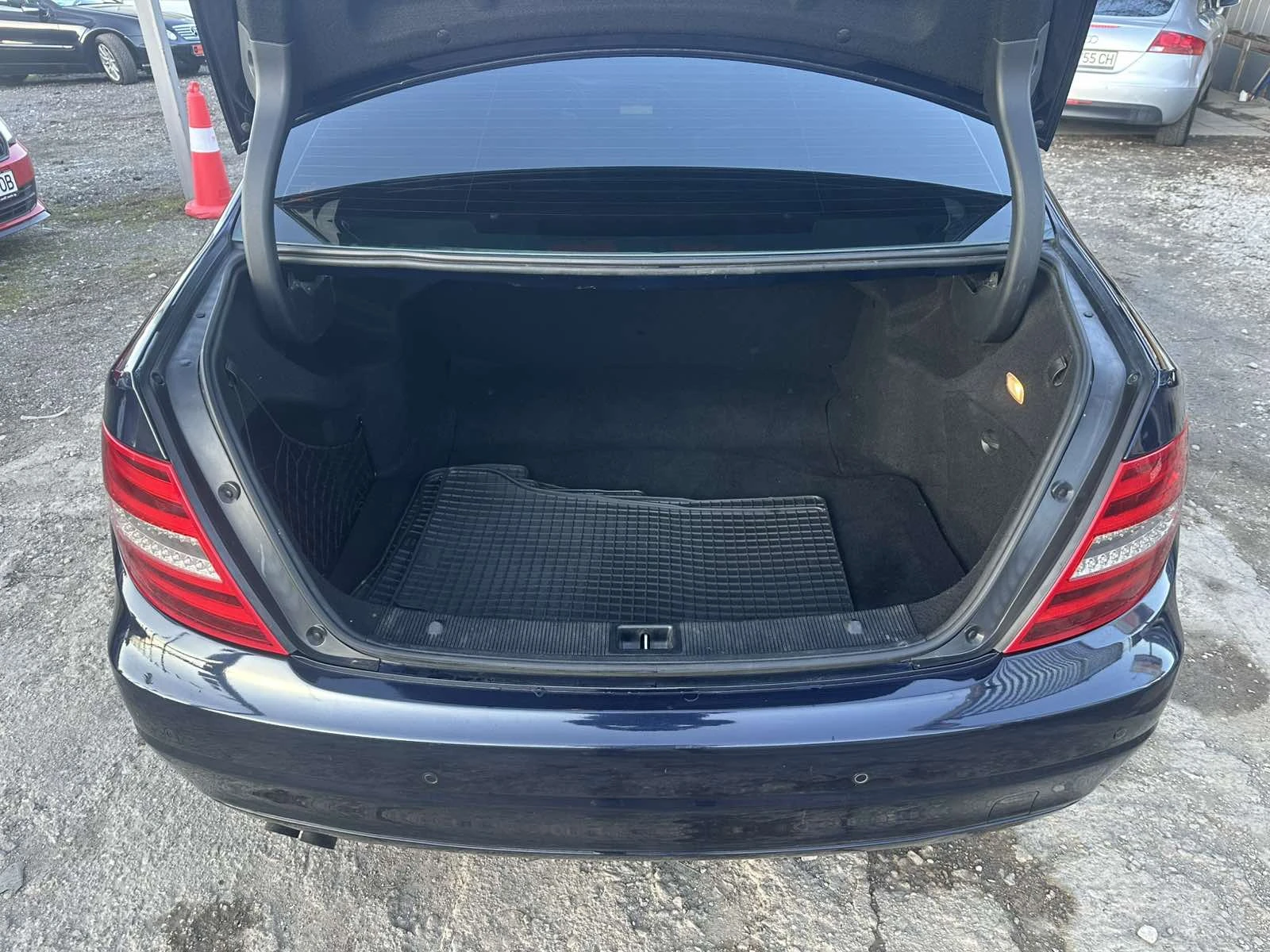 Mercedes-Benz C 200 2.2CDI FACELIFT 6-�������� | Mobile.bg � ����������� 13