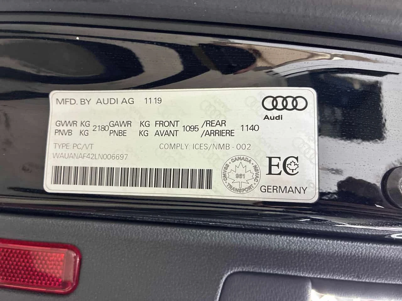 Audi A4 * Komfort * CARFAX * ЦЕНА ДО БГ, снимка 10 - Автомобили и джипове - 53967951