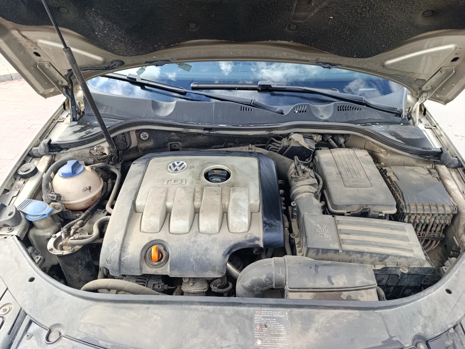 VW Passat, снимка 9 - Автомобили и джипове - 54102035
