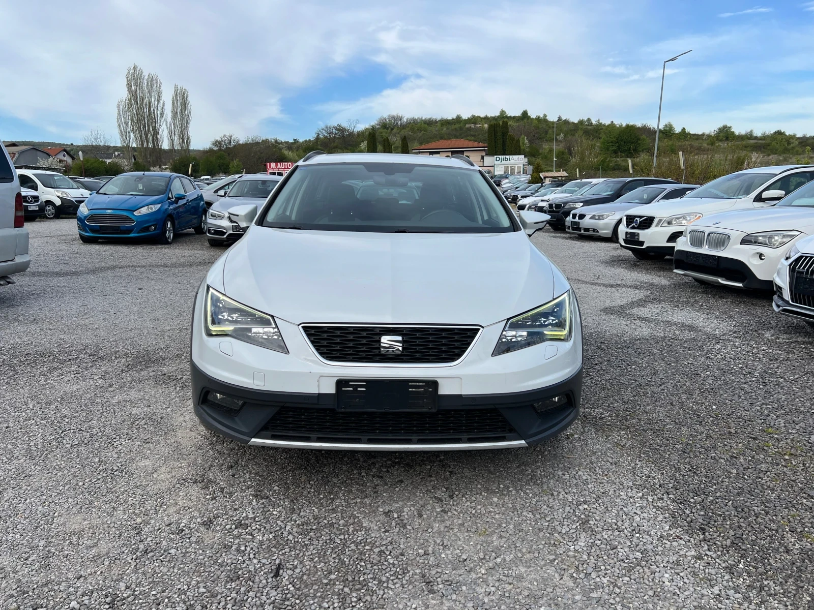 Seat Leon 2.0TDI X-PERIENCE 4x4 LED Panorama , снимка 2 - Автомобили и джипове - 54314046