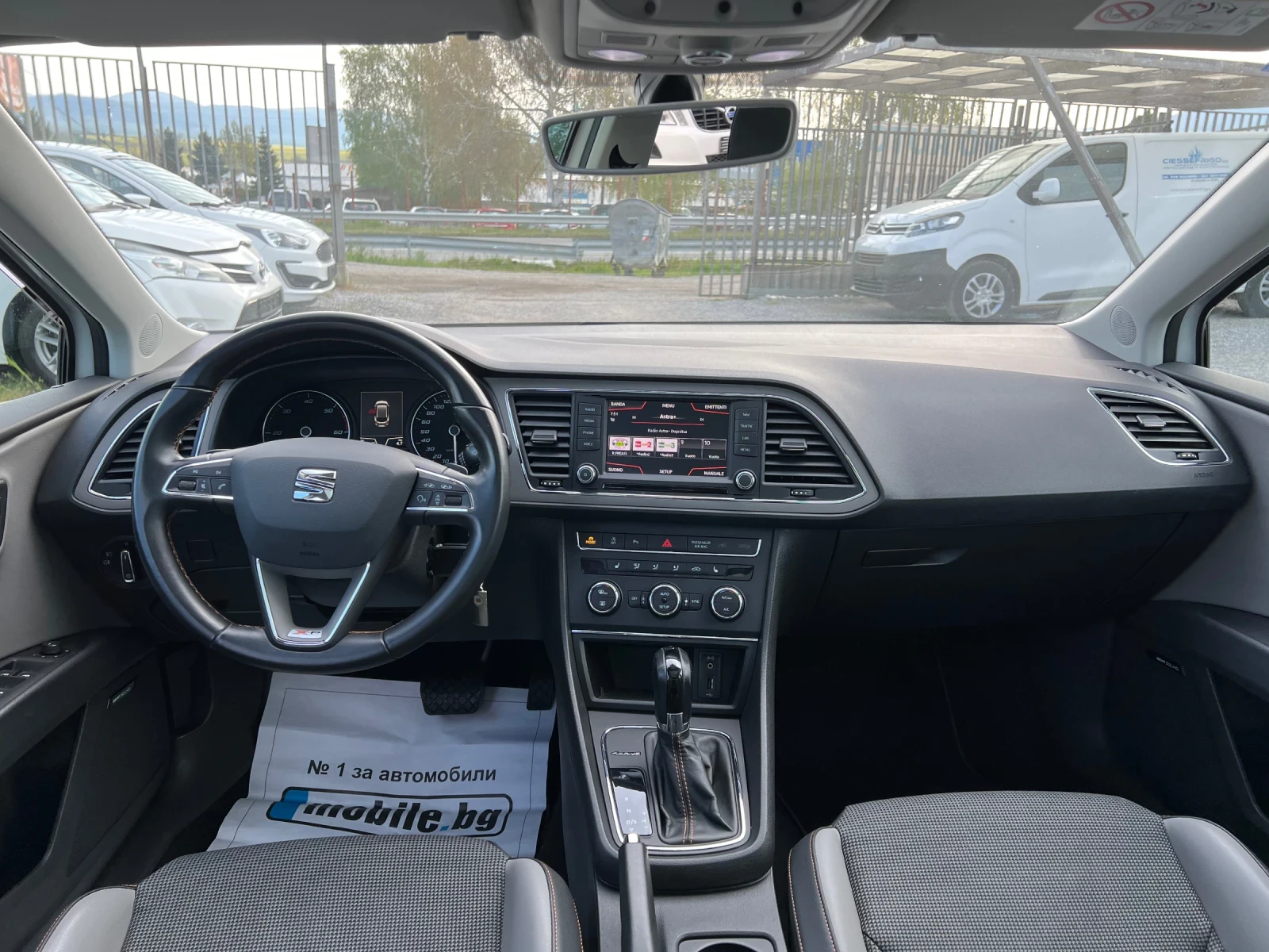 Seat Leon 2.0TDI X-PERIENCE 4x4 LED Panorama , снимка 7 - Автомобили и джипове - 54314046