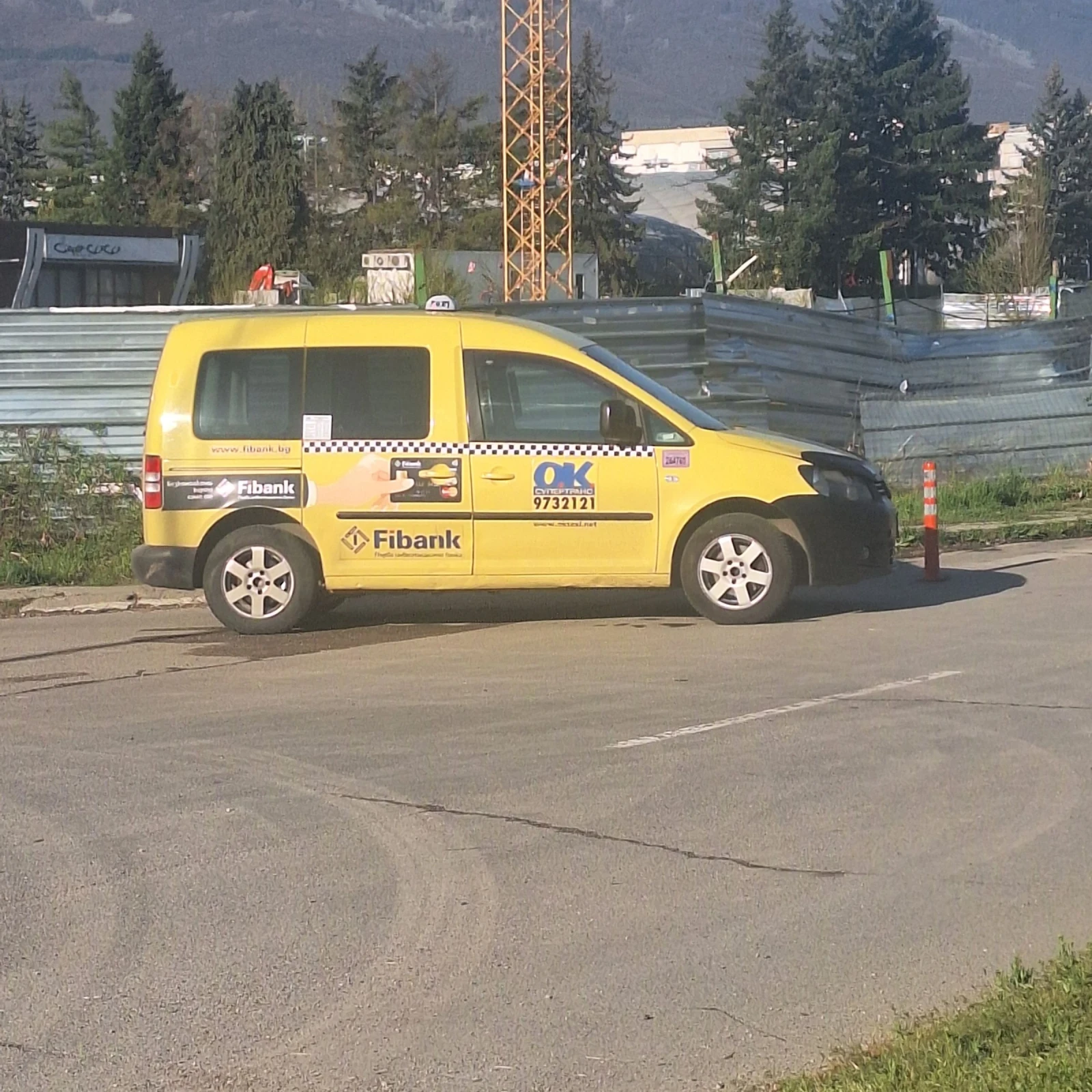 VW Caddy 2.0 ecofuel, снимка 2 - Автомобили и джипове - 54345039