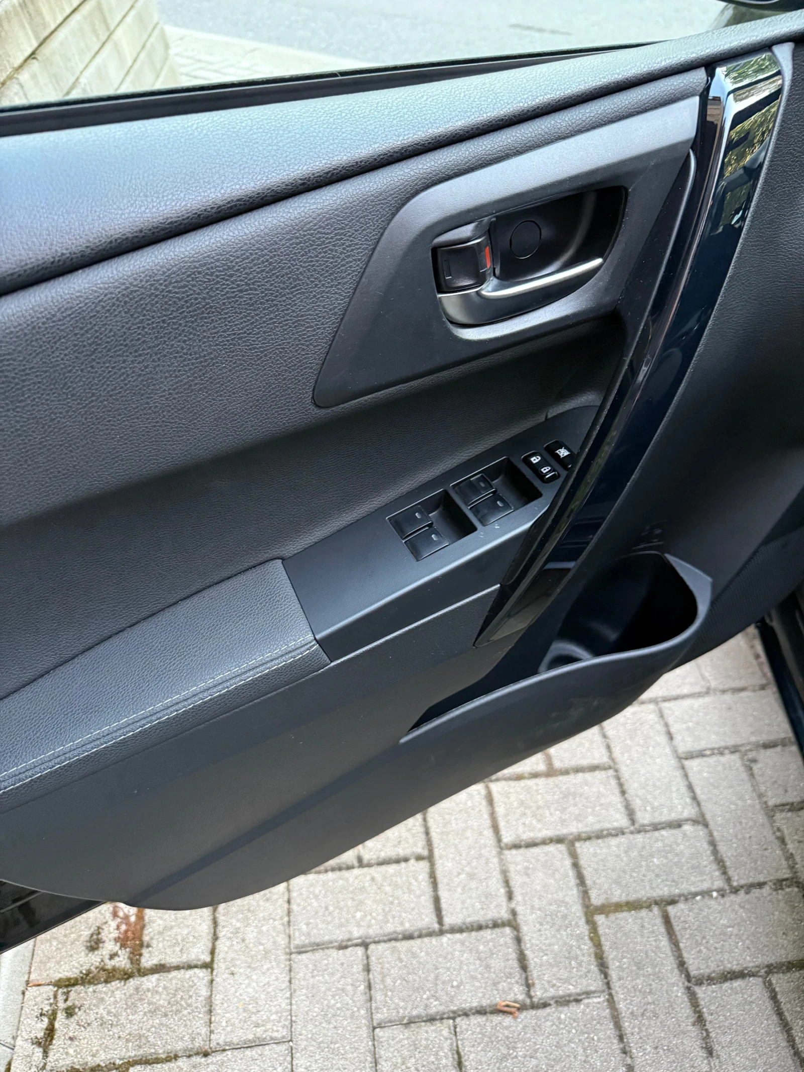 Toyota Auris Toyota auris tauring sport hybrid, снимка 12 - Автомобили и джипове - 54459776