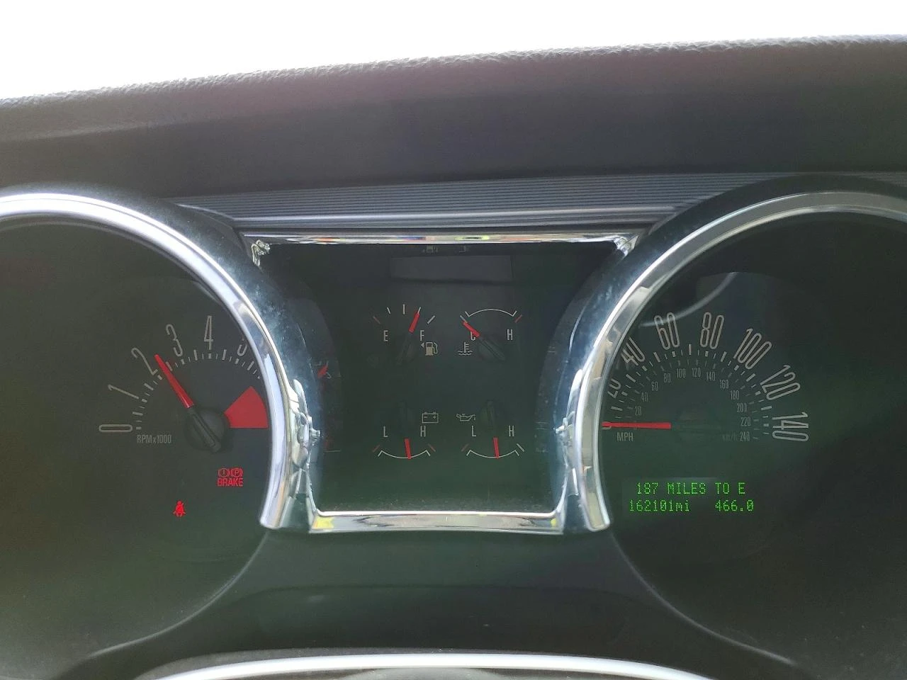 Ford Mustang 4.6L Gt V8, снимка 9 - Автомобили и джипове - 54483650