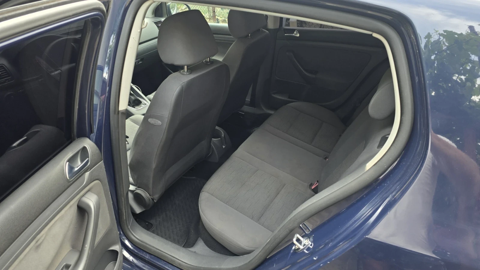 VW Golf, снимка 7 - Автомобили и джипове - 54752757