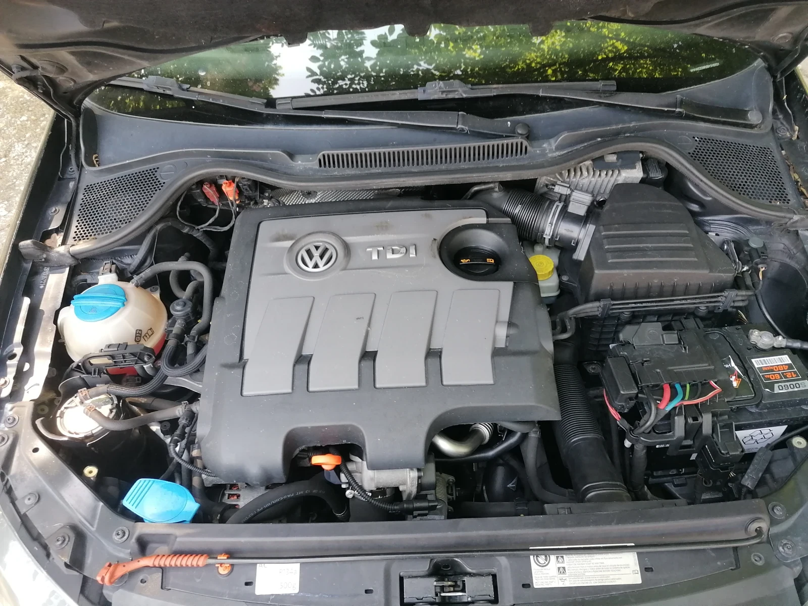 VW Polo 1.6 Италия, снимка 17 - Автомобили и джипове - 55007229