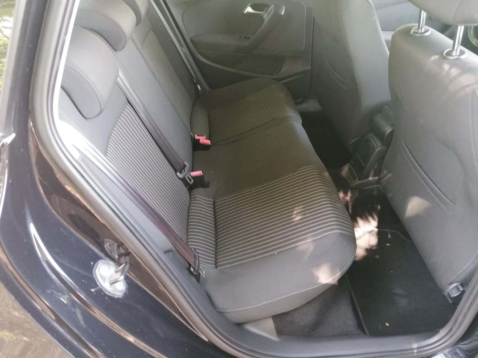 VW Polo 1.6 Италия, снимка 14 - Автомобили и джипове - 55007229