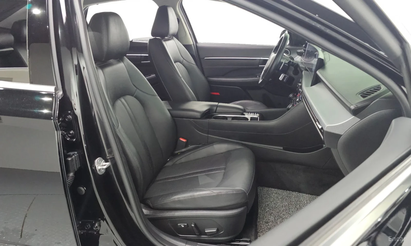 Hyundai Sonata, снимка 11 - Автомобили и джипове - 55193039