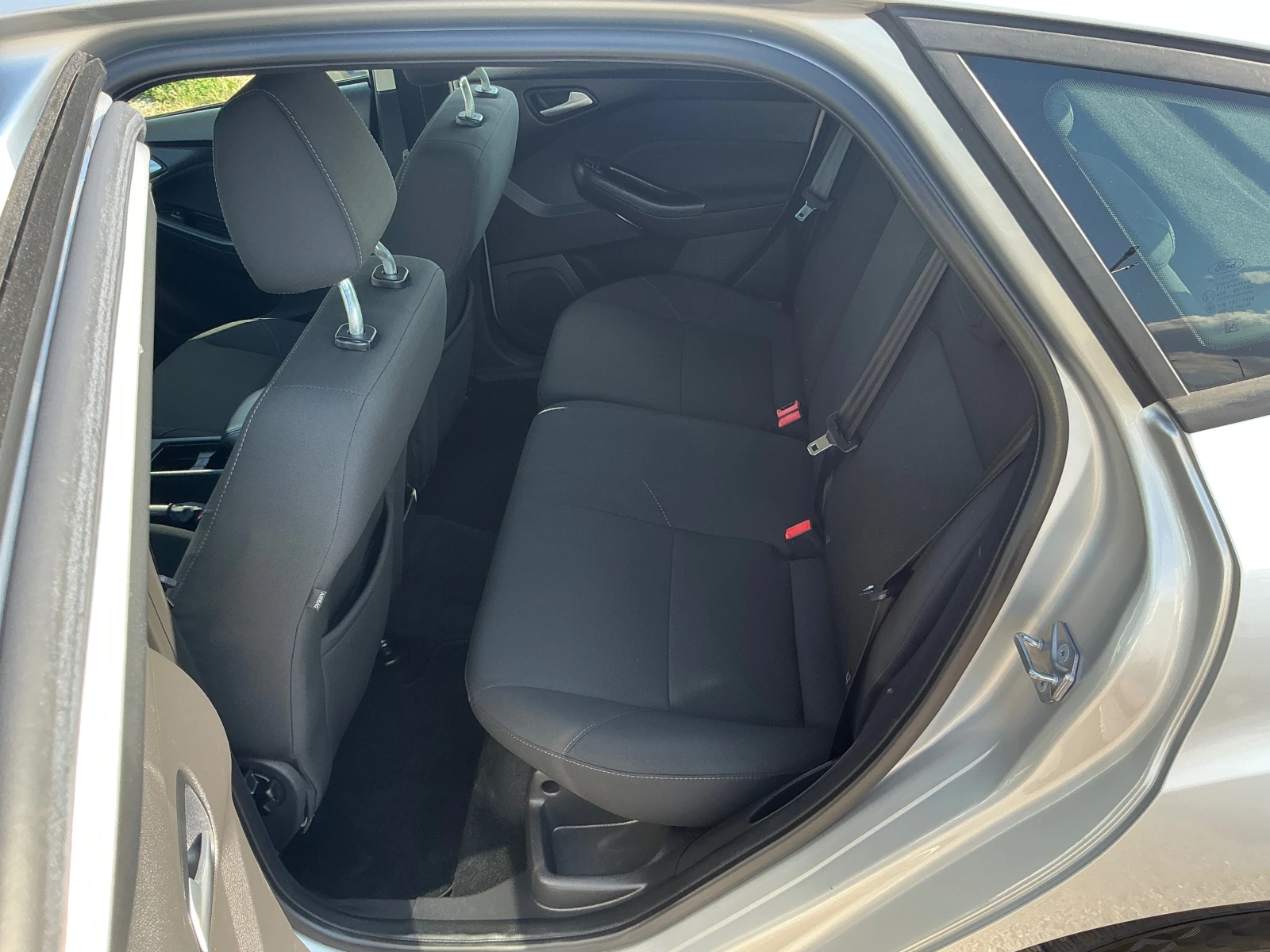 Ford Focus 1.5 TDCI, снимка 15 - Автомобили и джипове - 55399997