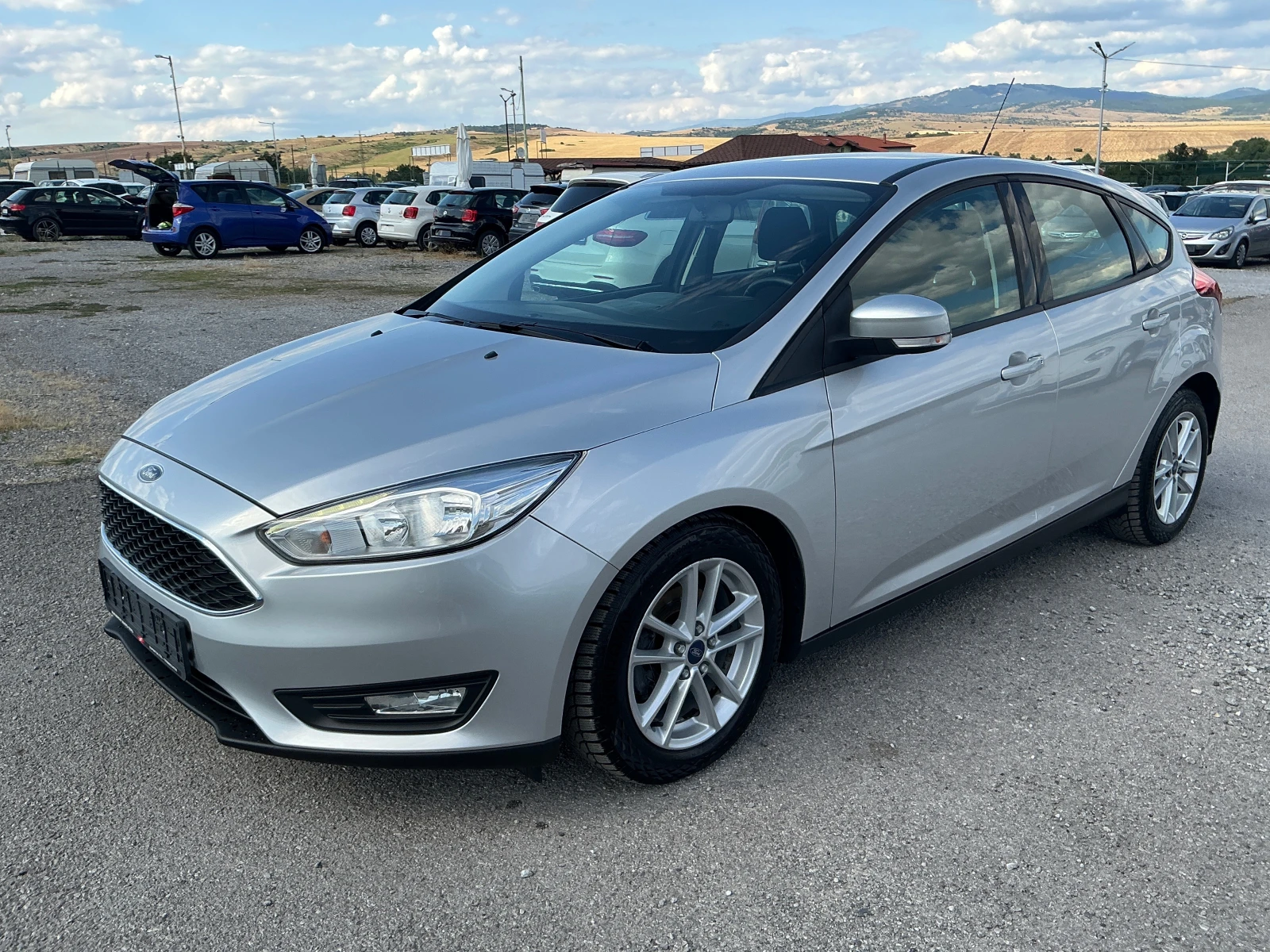 Ford Focus 1.5 TDCI, снимка 3 - Автомобили и джипове - 55399997