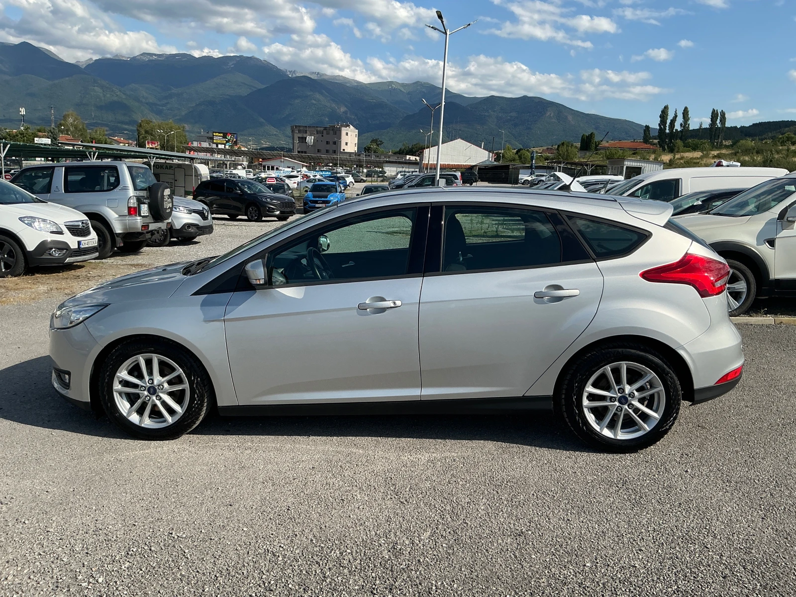 Ford Focus 1.5 TDCI, снимка 5 - Автомобили и джипове - 55399997