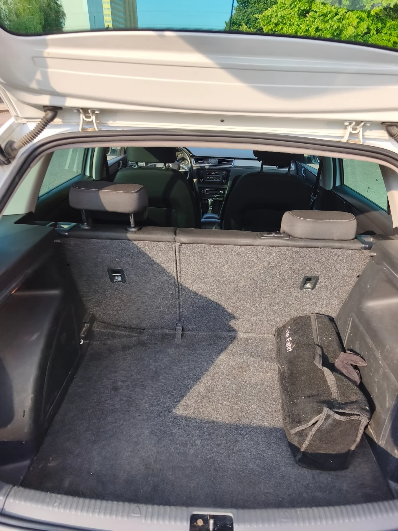 Skoda Rapid, снимка 7 - Автомобили и джипове - 55656889