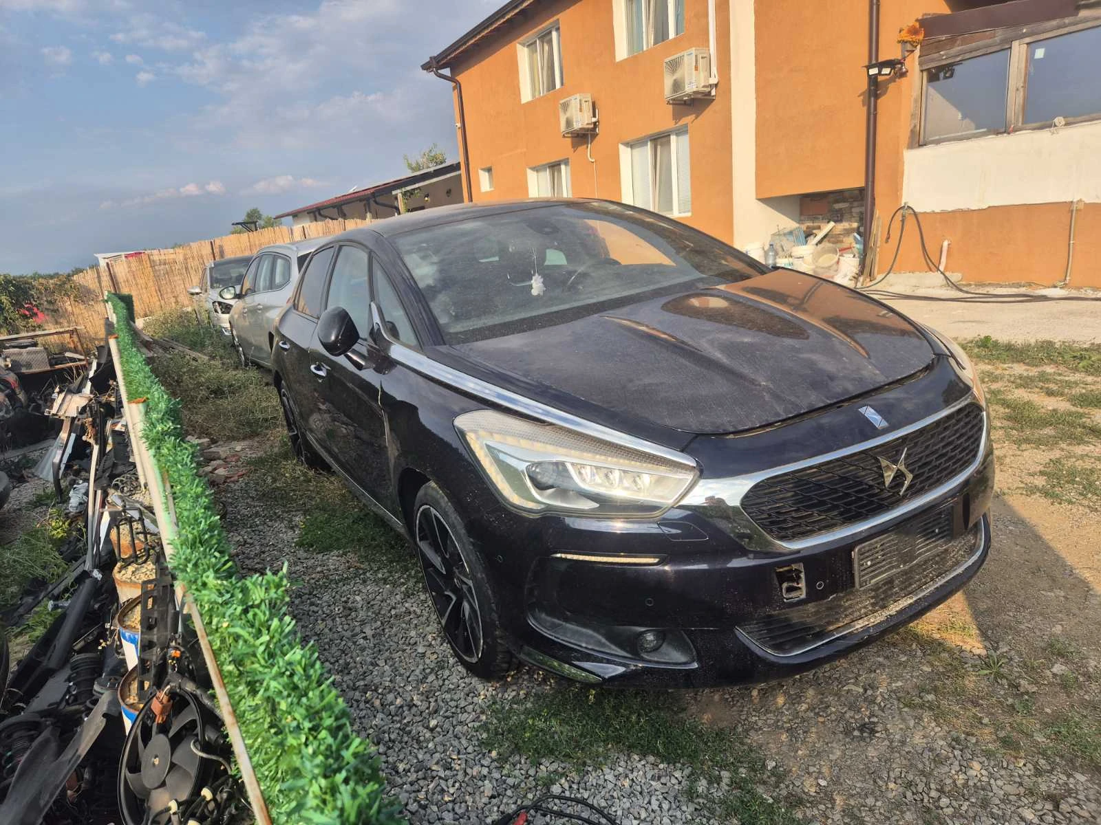 Citroen DS5 2.0 180ка Автомат, снимка 3 - Автомобили и джипове - 55735046