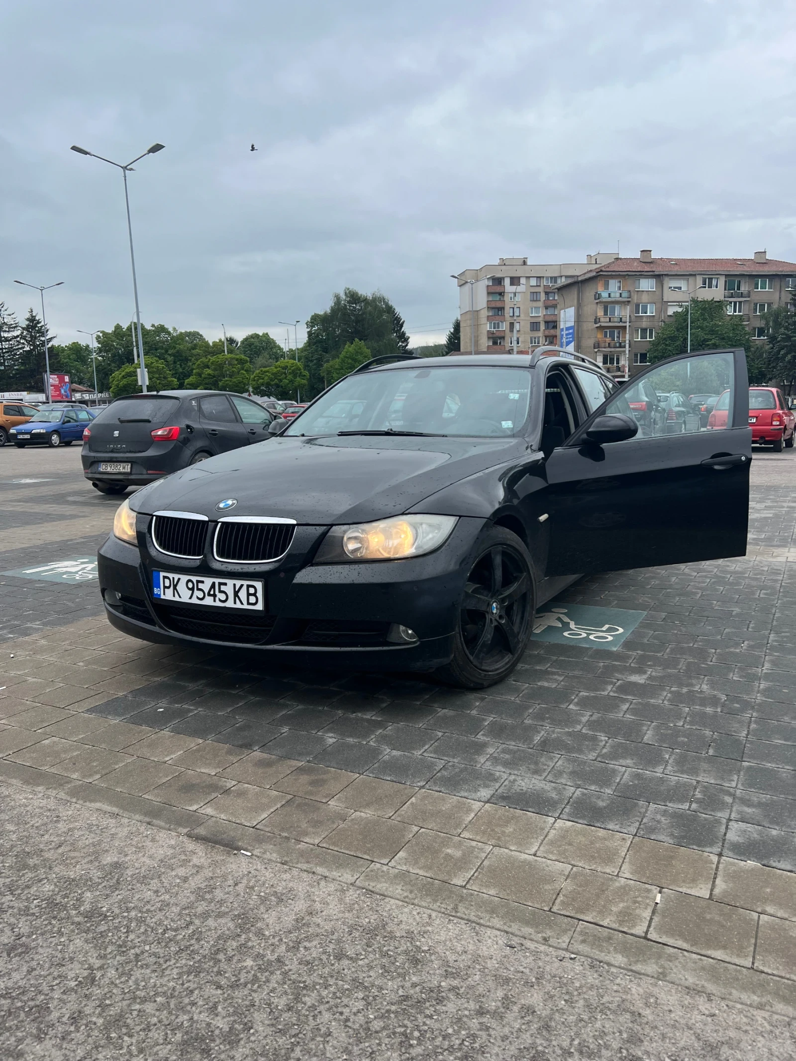 BMW 320, снимка 2 - Автомобили и джипове - 55824598