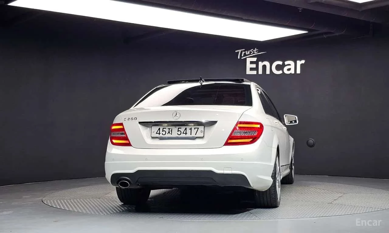 Mercedes-Benz C 200 * C200 CGI Avantgarde Style Package * ���� �� �� | Mobile.bg � ����������� 4