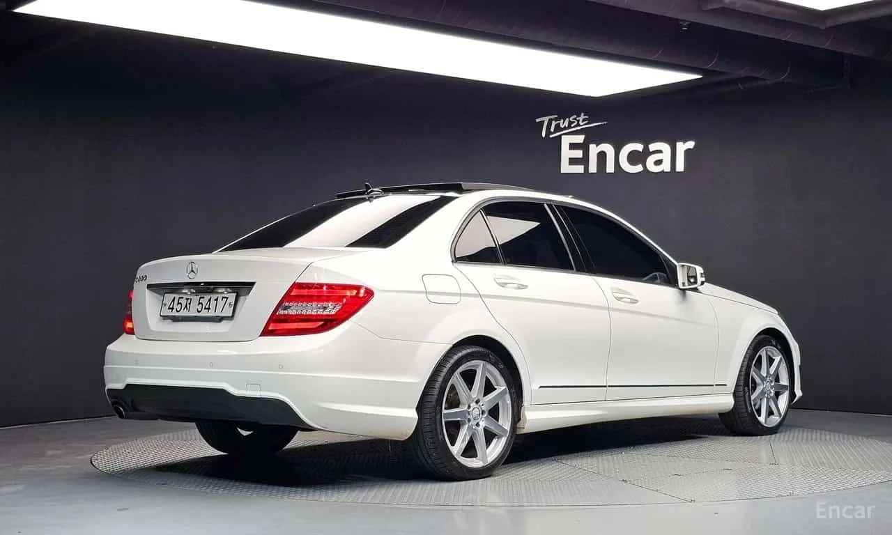 Mercedes-Benz C 200 * C200 CGI Avantgarde Style Package * ���� �� �� | Mobile.bg � ����������� 2