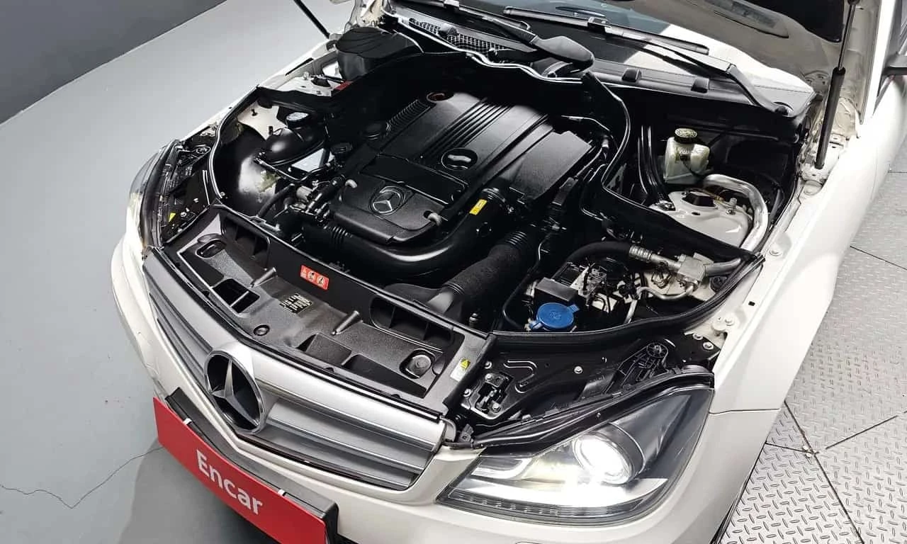 Mercedes-Benz C 200 * C200 CGI Avantgarde Style Package * ���� �� �� | Mobile.bg � ����������� 6