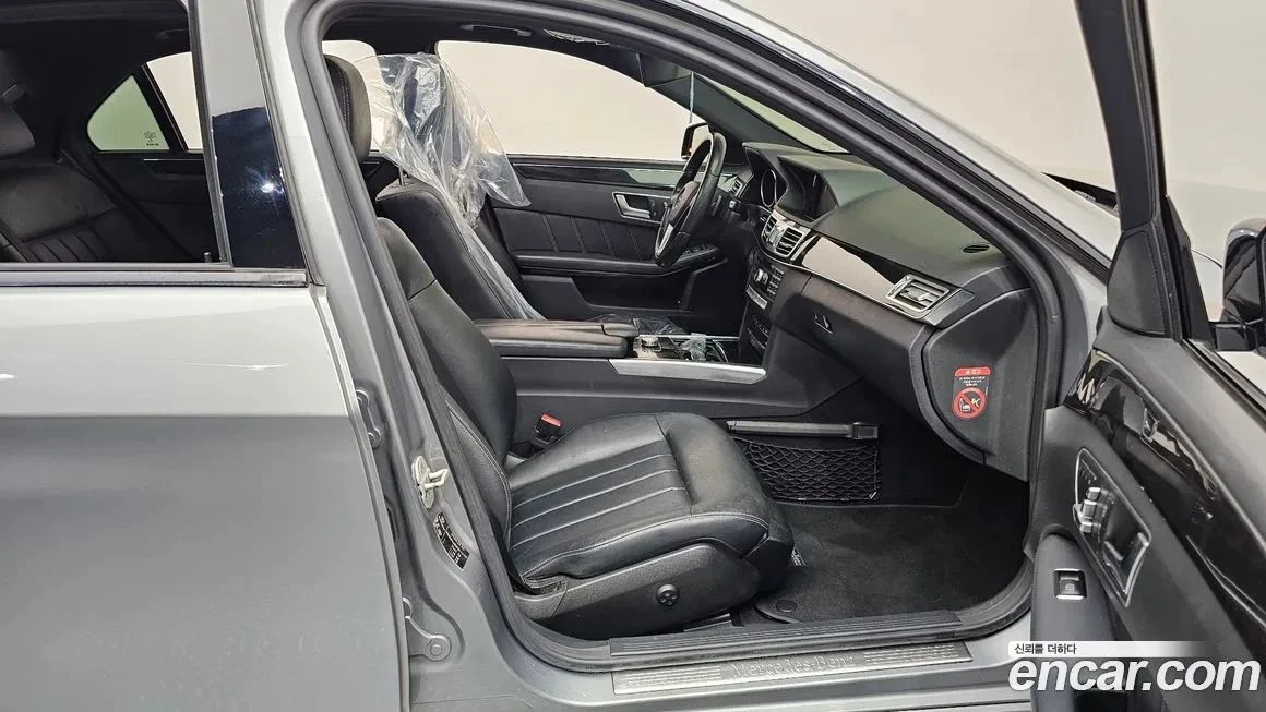 Mercedes-Benz E 250, снимка 9 - Автомобили и джипове - 56714886