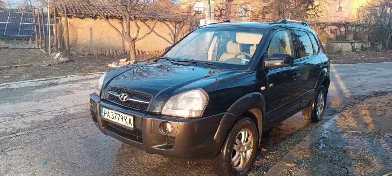 Hyundai Tucson, снимка 1 - Автомобили и джипове - 48325796