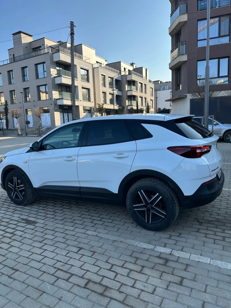 Opel Grandland X, снимка 5 - Автомобили и джипове - 52497441