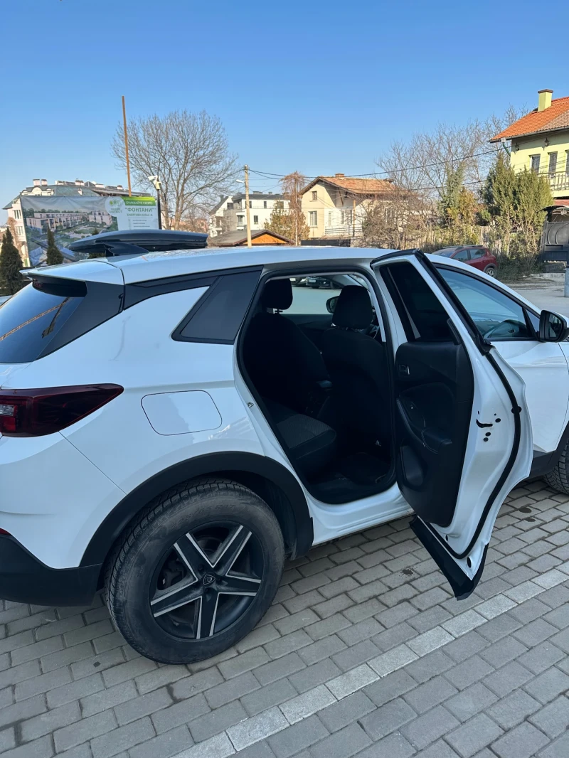 Opel Grandland X, снимка 10 - Автомобили и джипове - 52497441